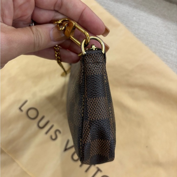 Authentic Louis Vuitton limited edition. Pochette damier ebene travel mini - Picture 14 of 15